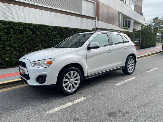 MITSUBISHI ASX 2.0 4X2 16V GASOLINA 4P AUTOMÁTICO MITSUBISHI ASX 2.0 4X2 16V GASOLINA 4P AUTOMÁTICO